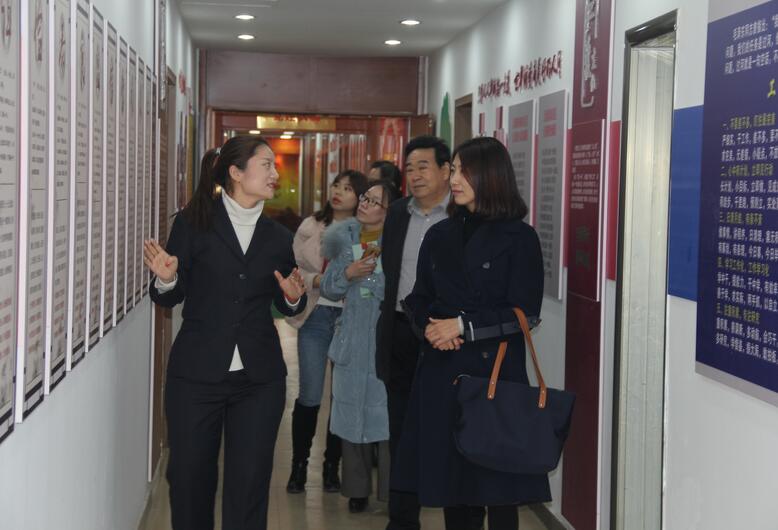 參觀學(xué)習(xí)1